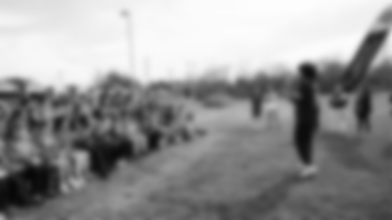 Rome Odunze Community 11.6.25 _0015__MJ19082.jpg