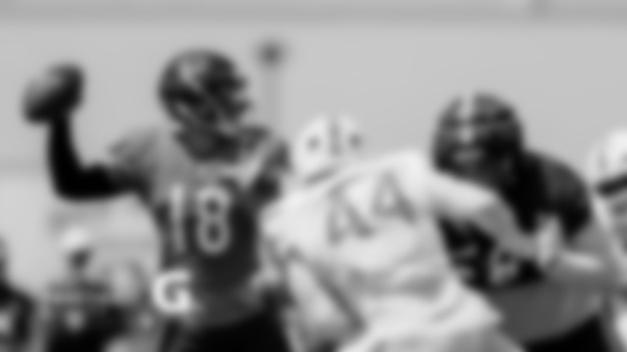 QB Caleb Williams