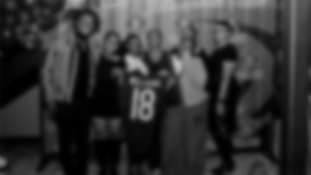 CJGJ Gala _0016__JF18555.jpg