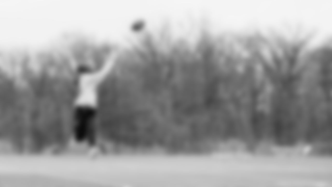 Chicago Bears players and coaches on the field for practice at Halas Hall, Thursday, January 1, 2026, in Lake Forest, Illinois.