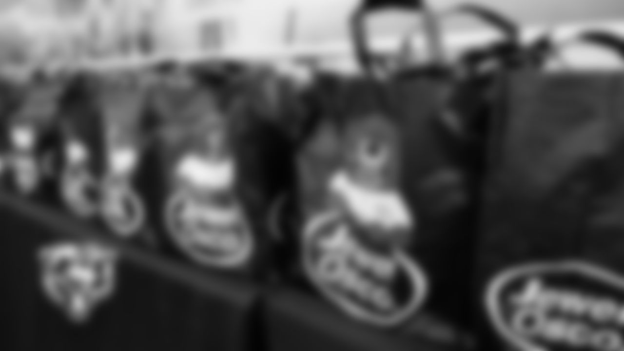 Jewel-Turkey-Drop-04