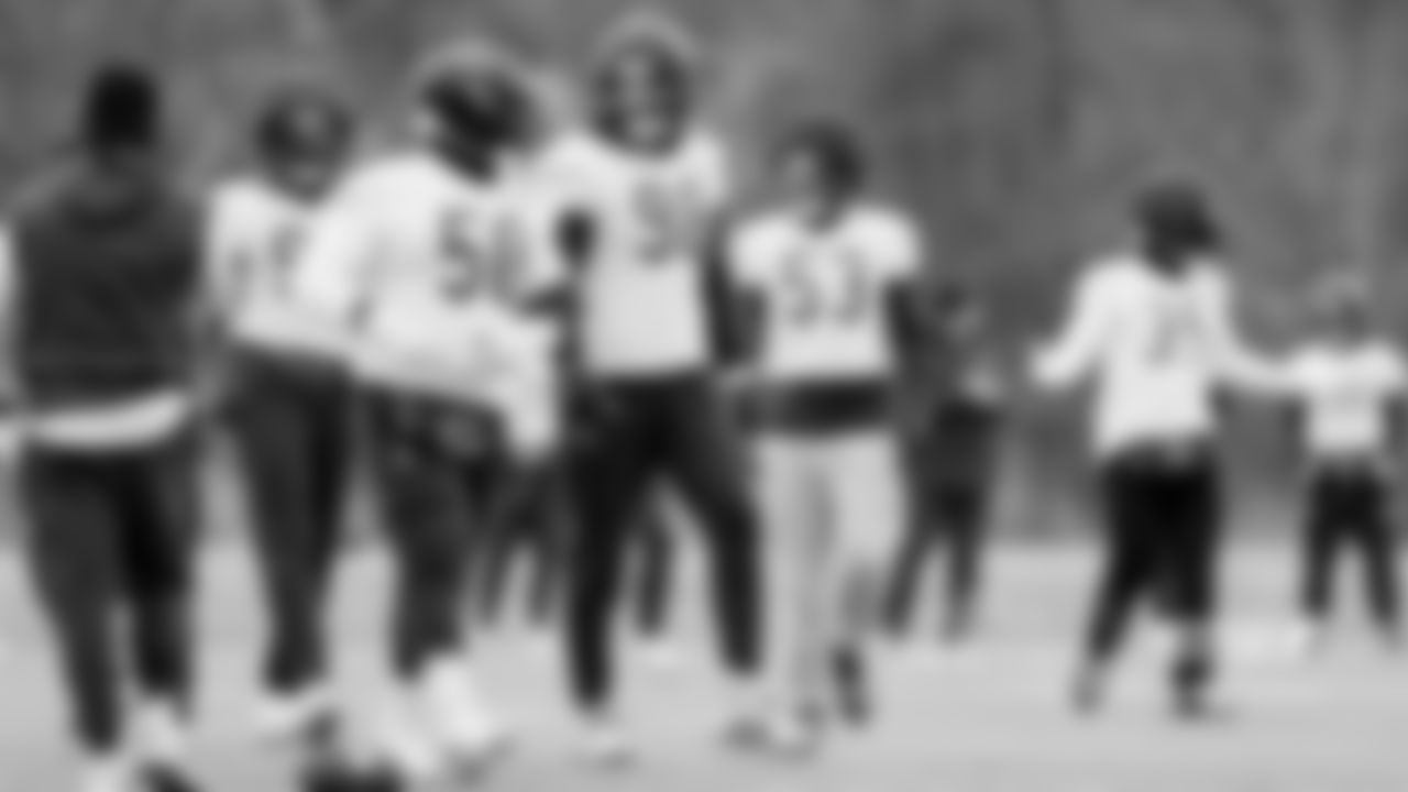 Chicago Bears players and coaches on the field for practice at Halas Hall, Thursday, January 1, 2026, in Lake Forest, Illinois.