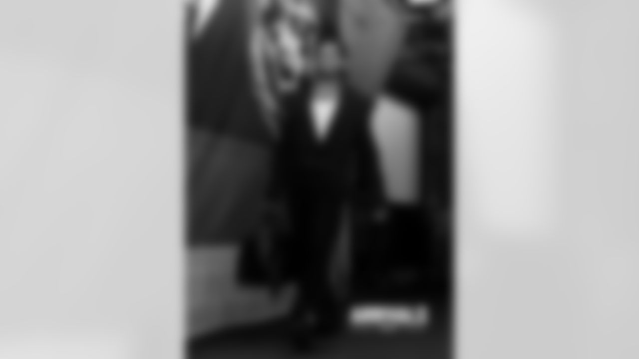 arrivals-04-101925