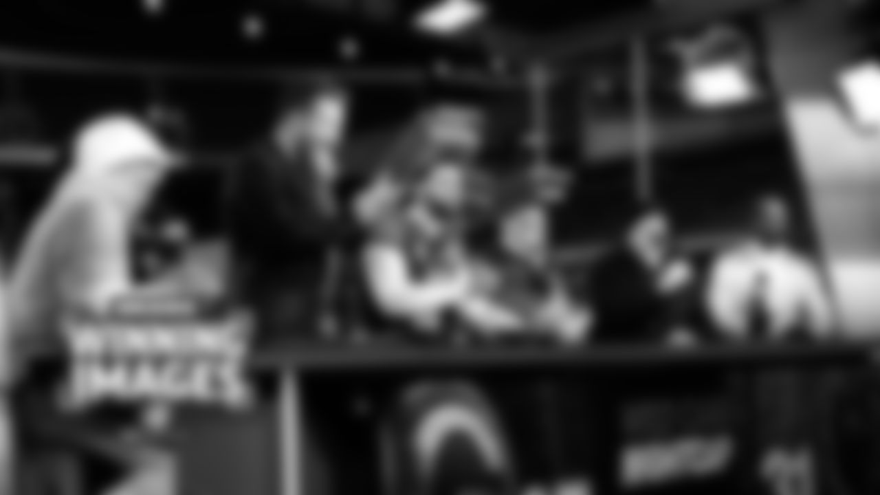 Winning-Images-Wild-Card-27