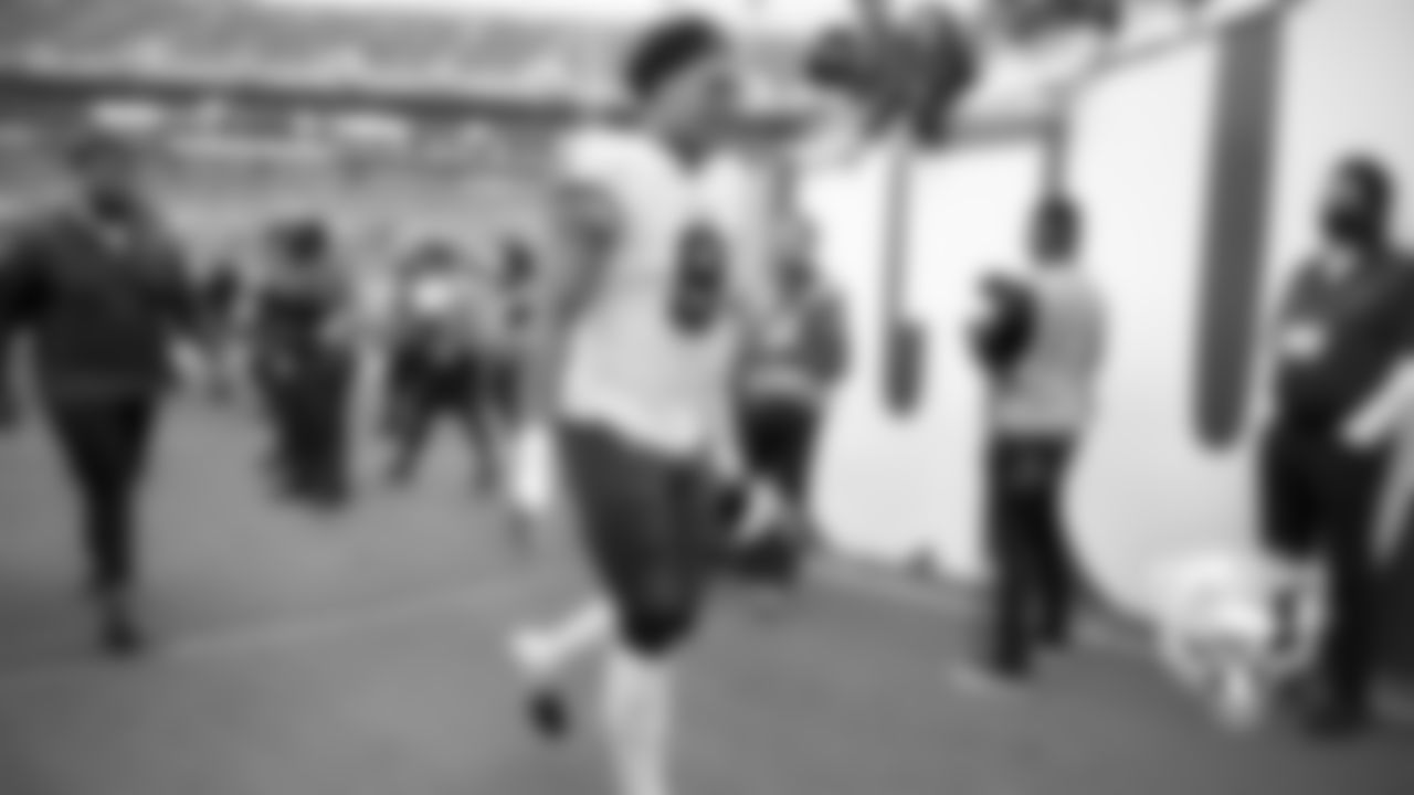 Joe-Tryon-Shoyinka-12