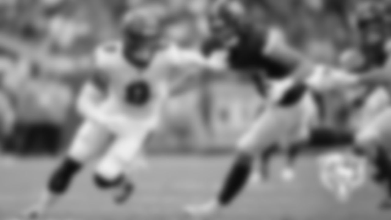 Joe-Tryon-Shoyinka-17