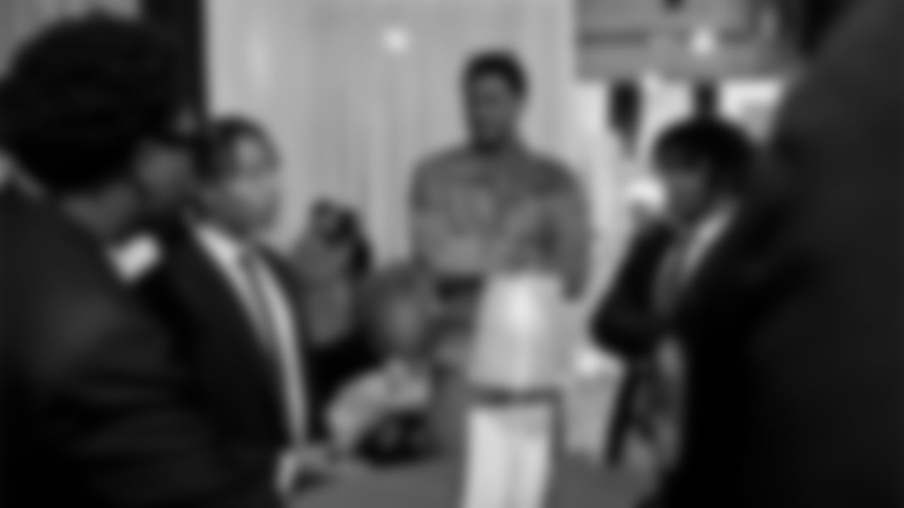 CJGJ Gala _0006__JF18401.jpg