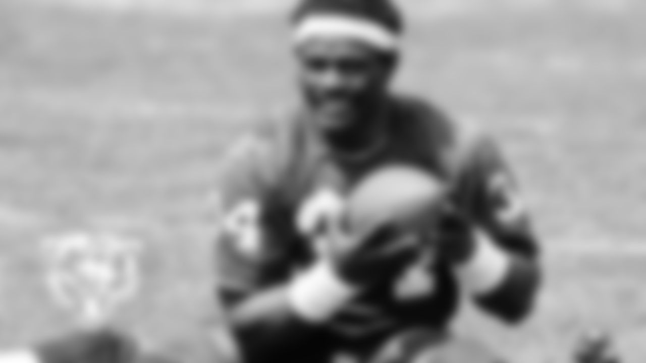 80s-TrainingCamp-WIDE_0000_80sTC-Pics-9