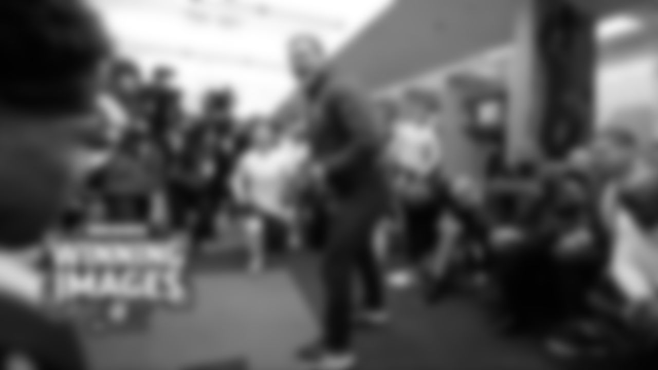 Winning-Images-Wild-Card-03