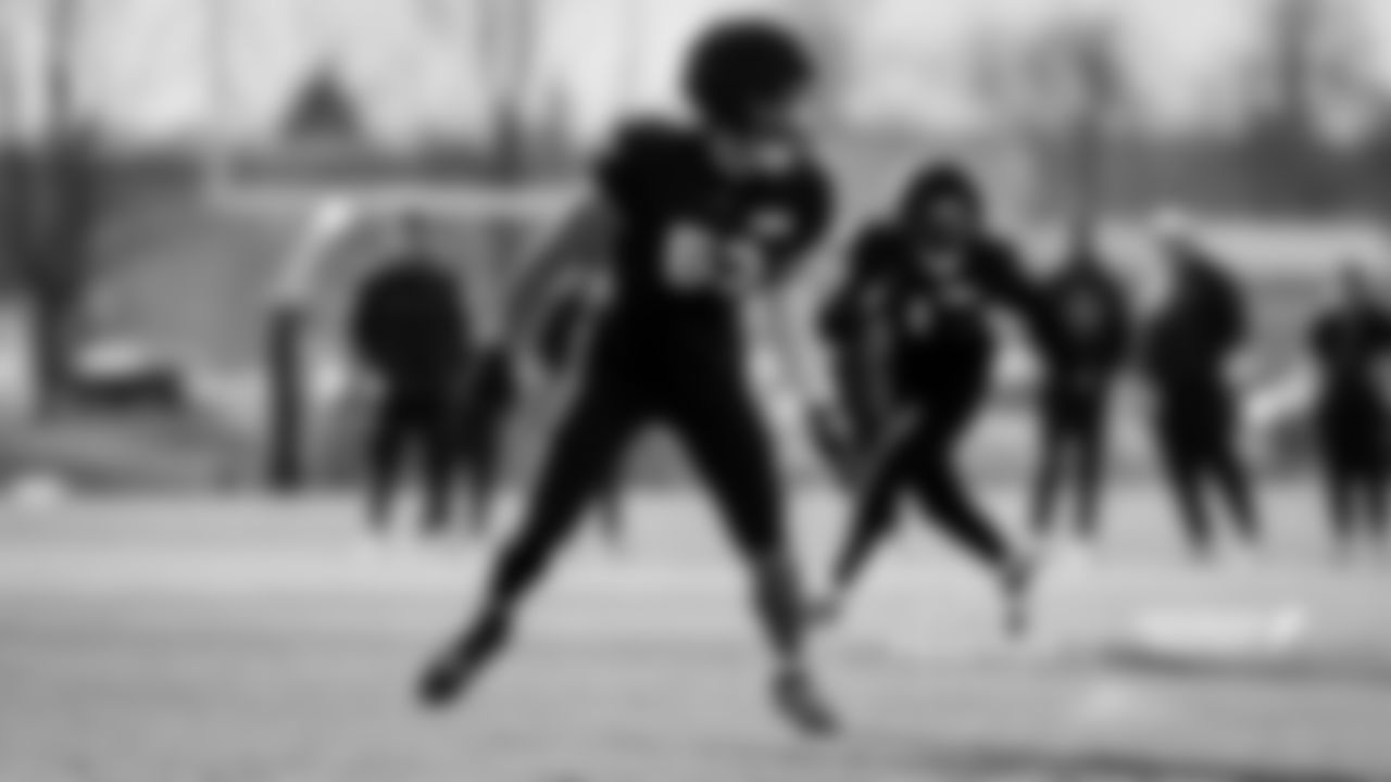 Chicago Bears players and coaches on the field for practice at Halas Hall, Tuesday, December 23, 2025, in Lake Forest, Illinois.
