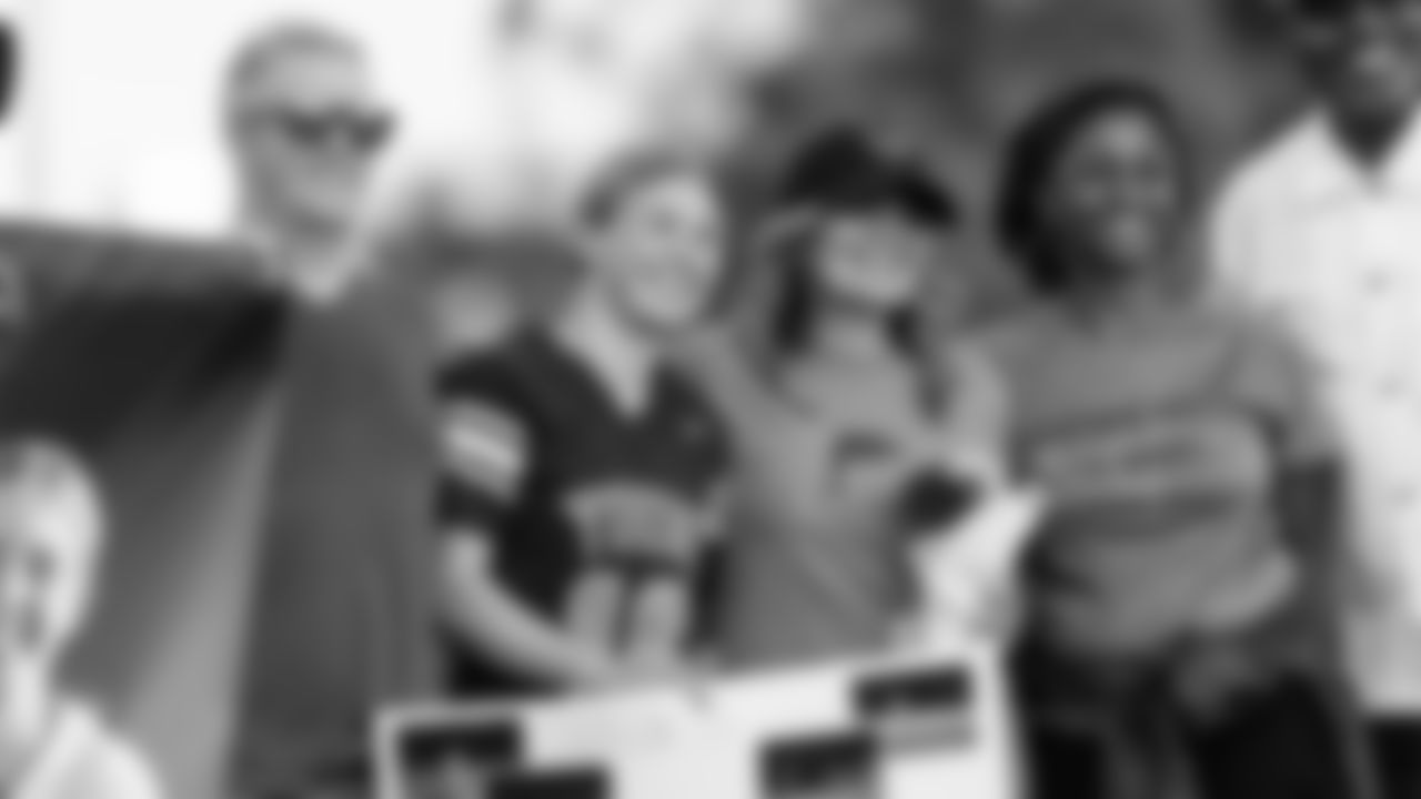 Senior Night _0006__MJ18196.jpg