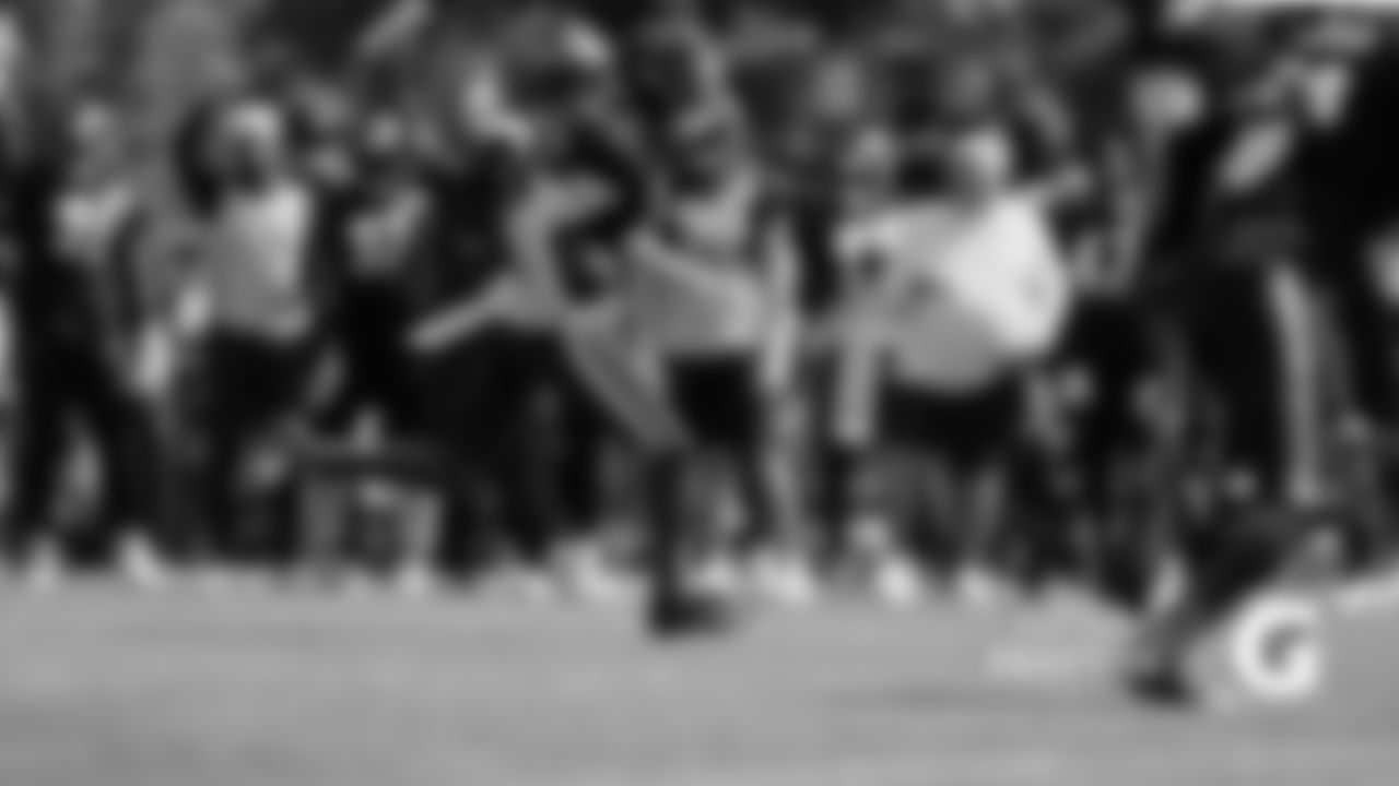 DB Nahshon Wright