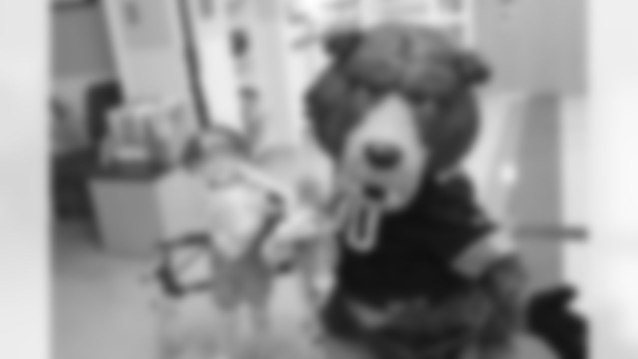 Bears Hugs - Shriners 010