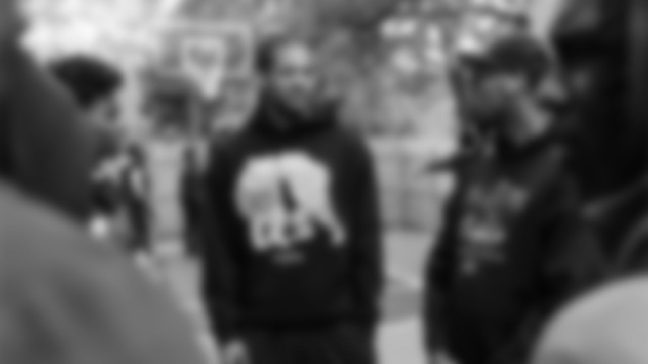 Rome Odunze Community 11.6.25 _0010__JF14316.jpg