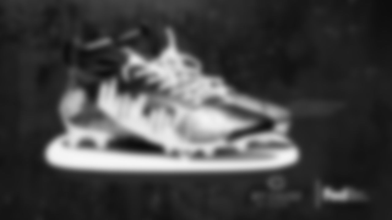 QB Caleb Williams

Caleb Cares Foundation