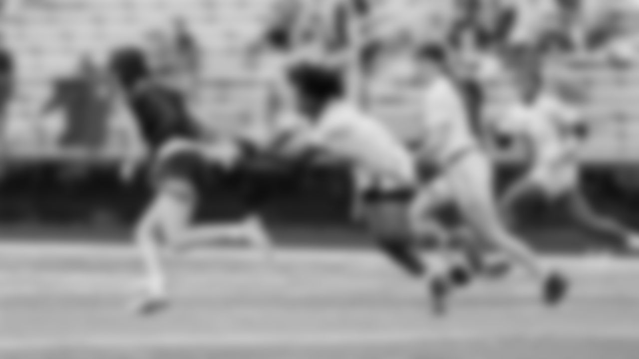 Best of action _0005__MJ10559.jpg