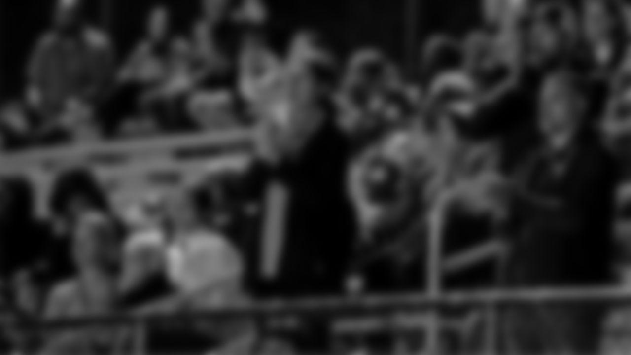 Community _0002__JF21277.jpg