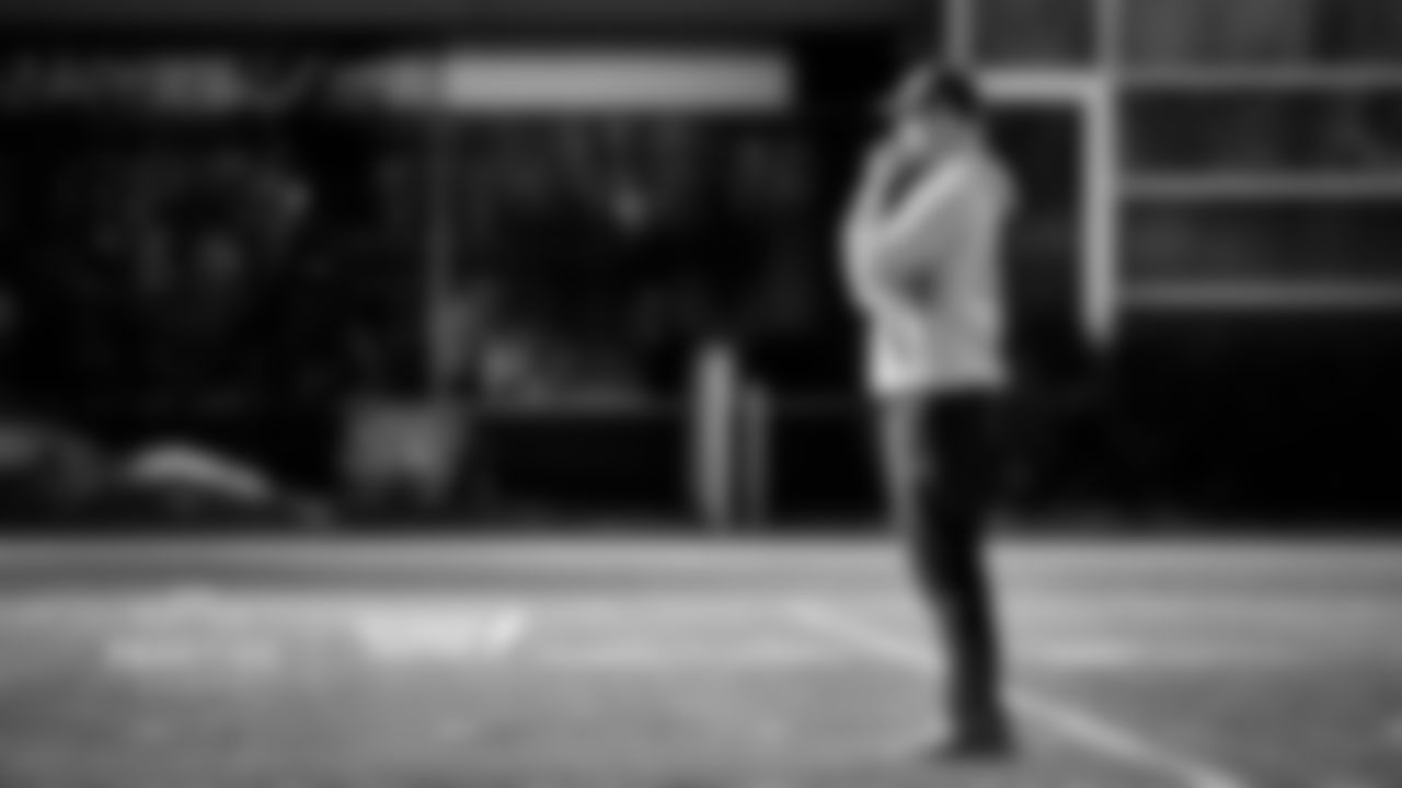 Chicago Bears players and coaches on the field for practice at Halas Hall, Tuesday, December 23, 2025, in Lake Forest, Illinois.