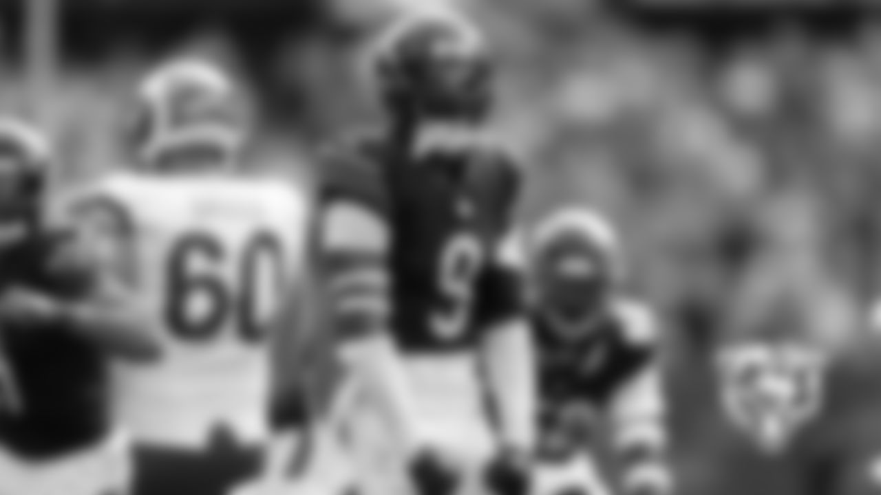 DB Jaquan Brisker | #9