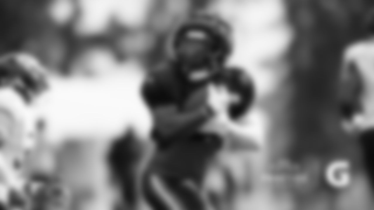 RB Kyle Monangai
