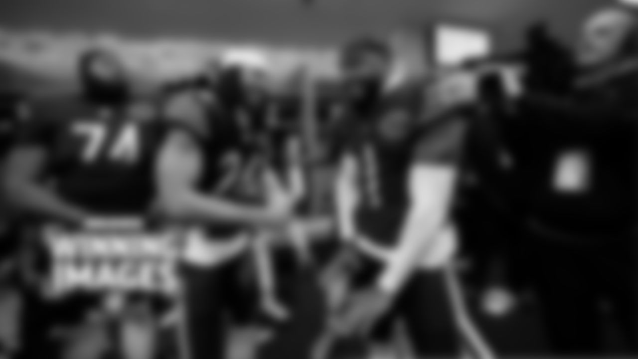 Winning-Images-Wild-Card-02