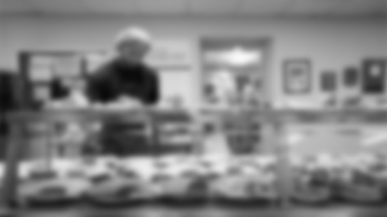 Rome Odunze Community 11.6.25 _0000__B1L4221.JPG