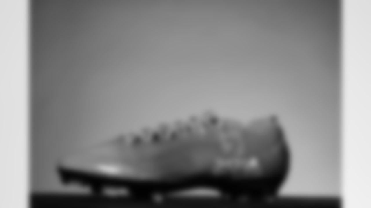 K Evan McPherson's cleats for the 2025 MyCauseMyCleats game in Week 12 2025.