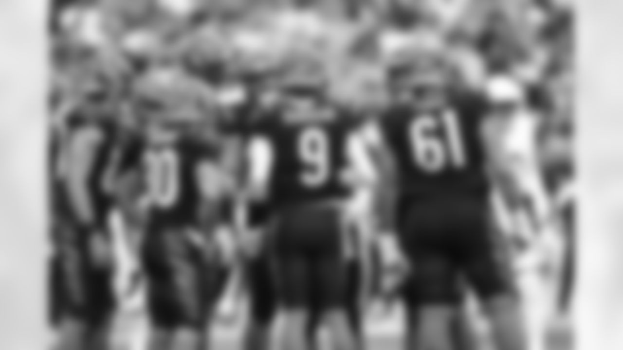 The Bengals offense huddles during Week 17 against the Arizona Cardinals at Paycor Stadium, Sunday, Dec. 28, 2025.