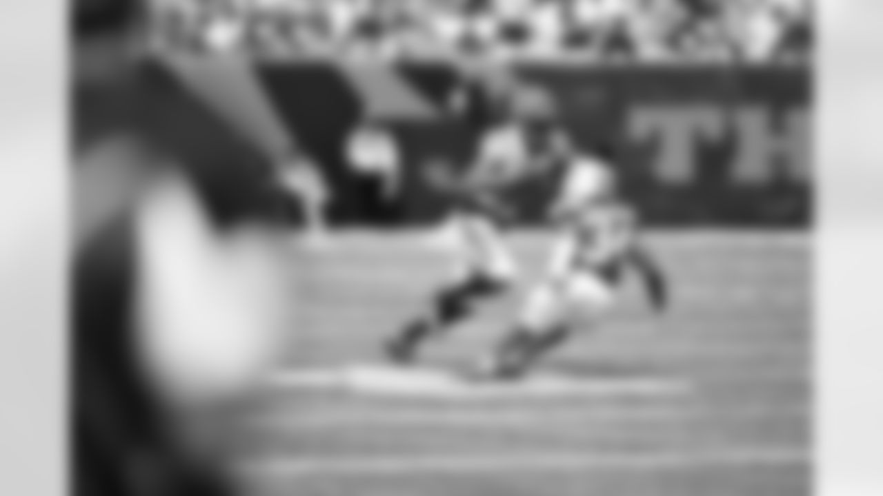 RB Gary Brightwell jukes a Colts defender during the Bengals Preseason Week 3 game against the Indianapolis Colts at Paycor Stadium, Saturday, Aug. 23, 2025.