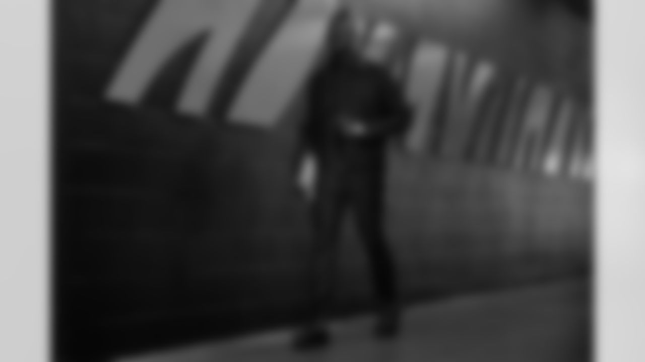 CB DJ Ivey arrives at Paycor Stadium ahead of Week 12 against the New England Patriots, Sunday, Nov. 23, 2025.