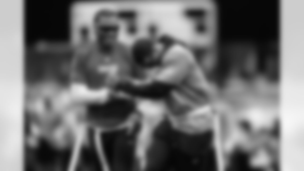 WR Ja'Marr Chase and Chargers S Derwin James during practice at the 2026 Pro Bowl Games, Monday, Feb. 2, 2026.