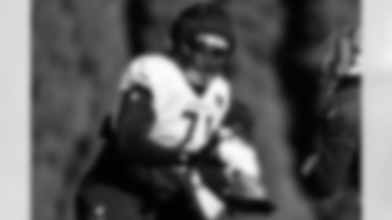 OT Amarius Mims during practice at Kettering Health Practice Fields, Thursday, Nov. 13, 2025.