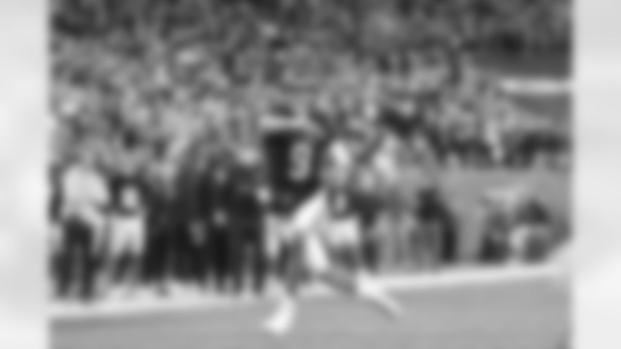 QB joe Burrow throws the ball during Sunday Night Football against the Buffalo Bills at Paycor Stadium in Week 9 of the 2023 season.