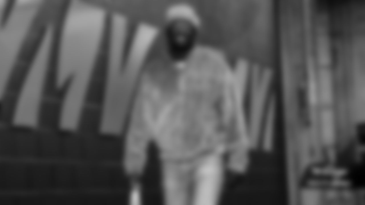 S Jordan Battle arrives at Paycor Stadium ahead of Week 15 against the Baltimore Ravens, Sunday, Dec. 14, 2025.