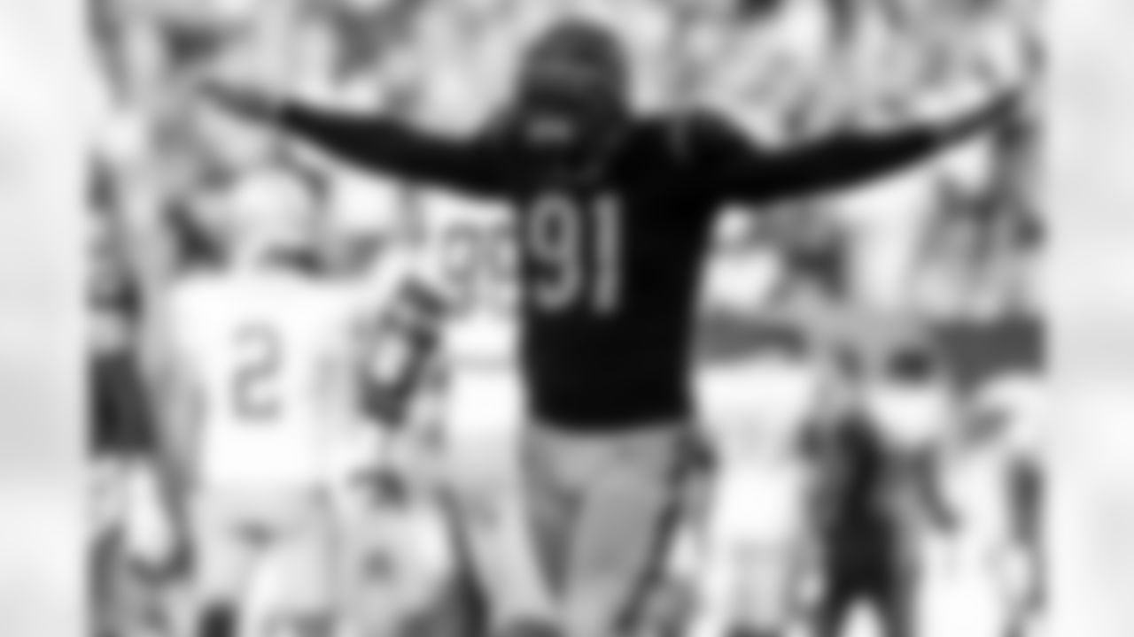 DE Trey Hendrickson celebrates a play against the Packers, Sunday, Oct. 10, 2021.