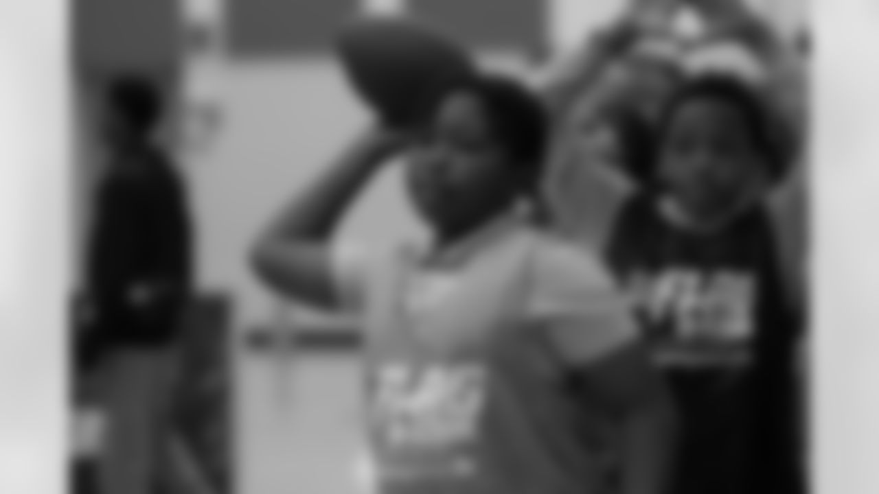 NFL Flag In Schools Event (21 of 37)