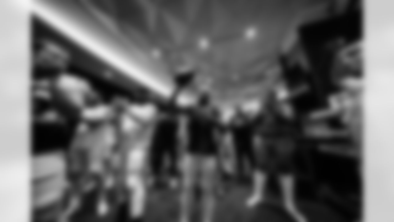 2025 WK07 PIT Postgame 001