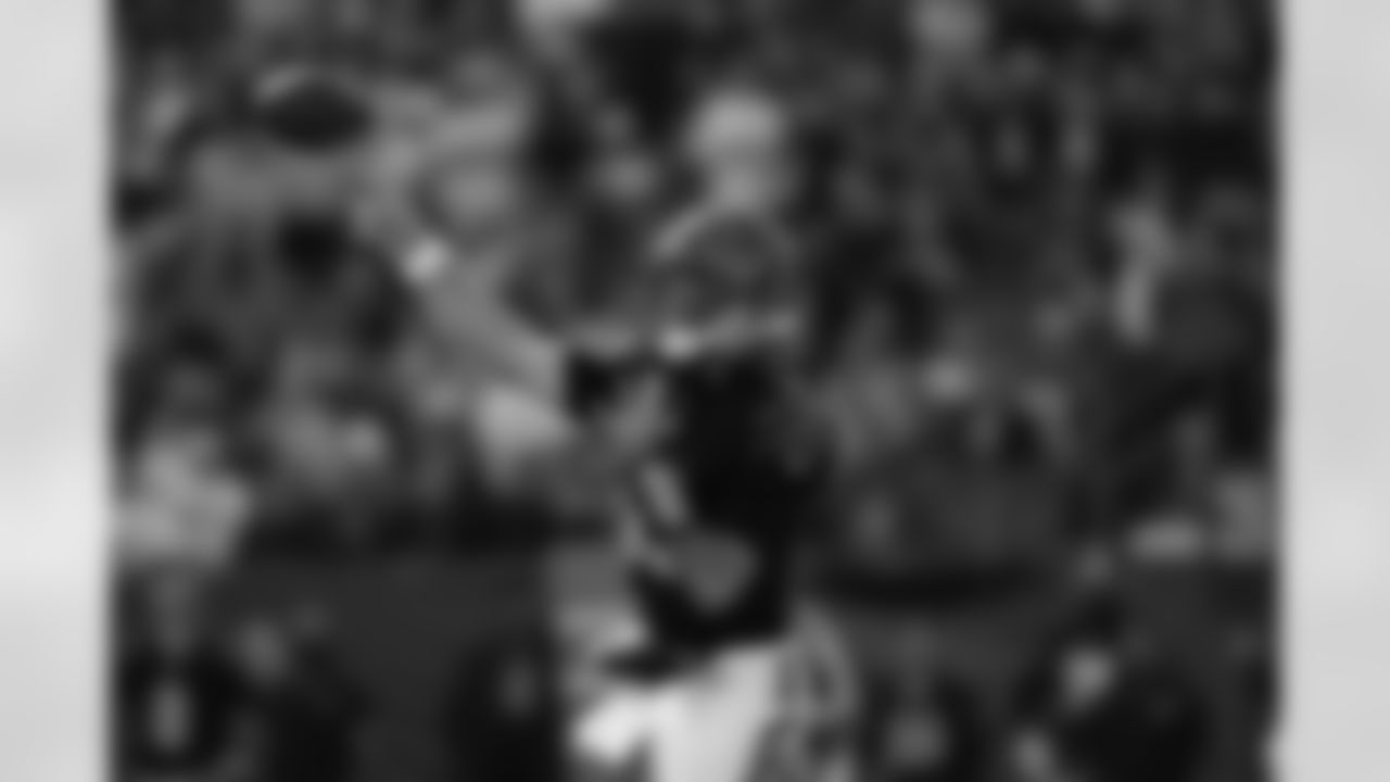 Cincinnati Bengals quarterback Joe Flacco (16) throws during an NFL football game against the New England Patriots on Sunday, November 23, 2025 in Cincinnati, Ohio.