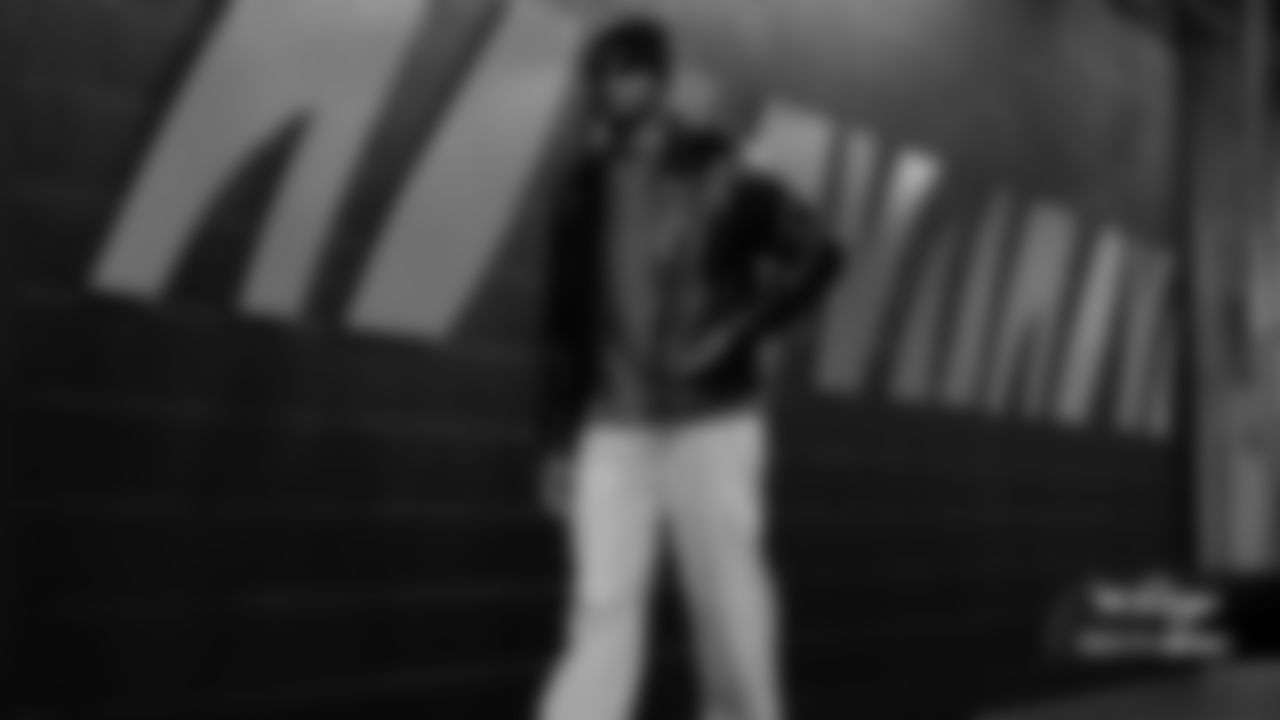 WR Tee Higgins arrives at Paycor Stadium ahead of Week 17 against the Arizona Cardinals, Sunday, Dec. 28, 2025.