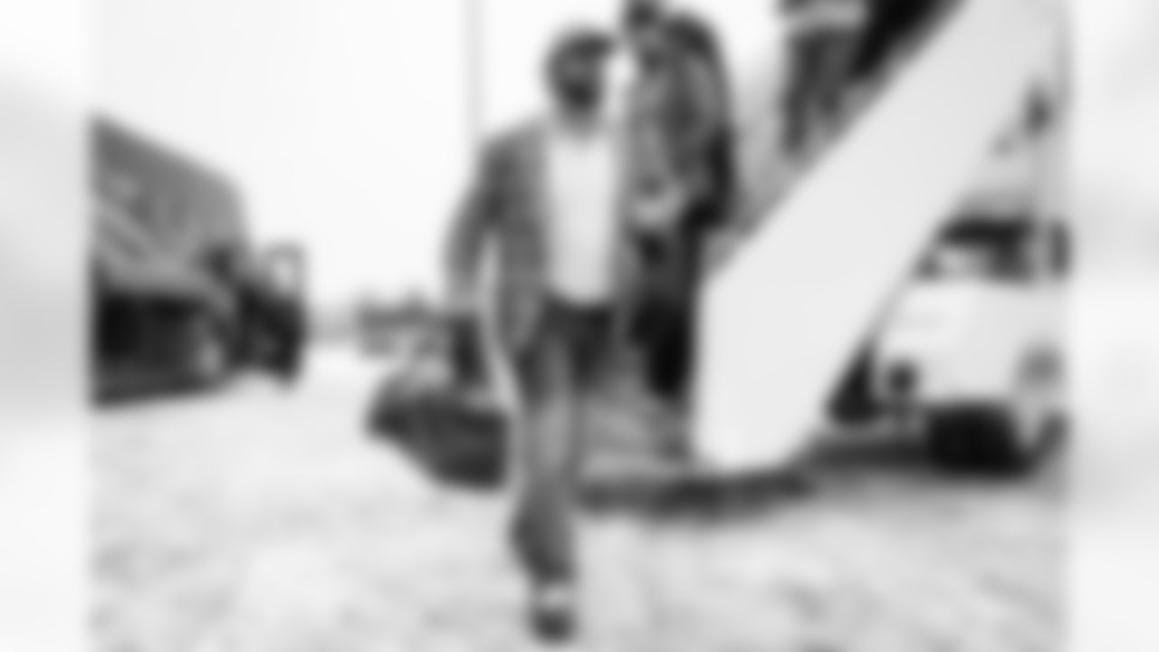 C Ted Karras arrives in Buffalo ahead of Week 14 against the Bills, Saturday, Dec. 6, 2025.