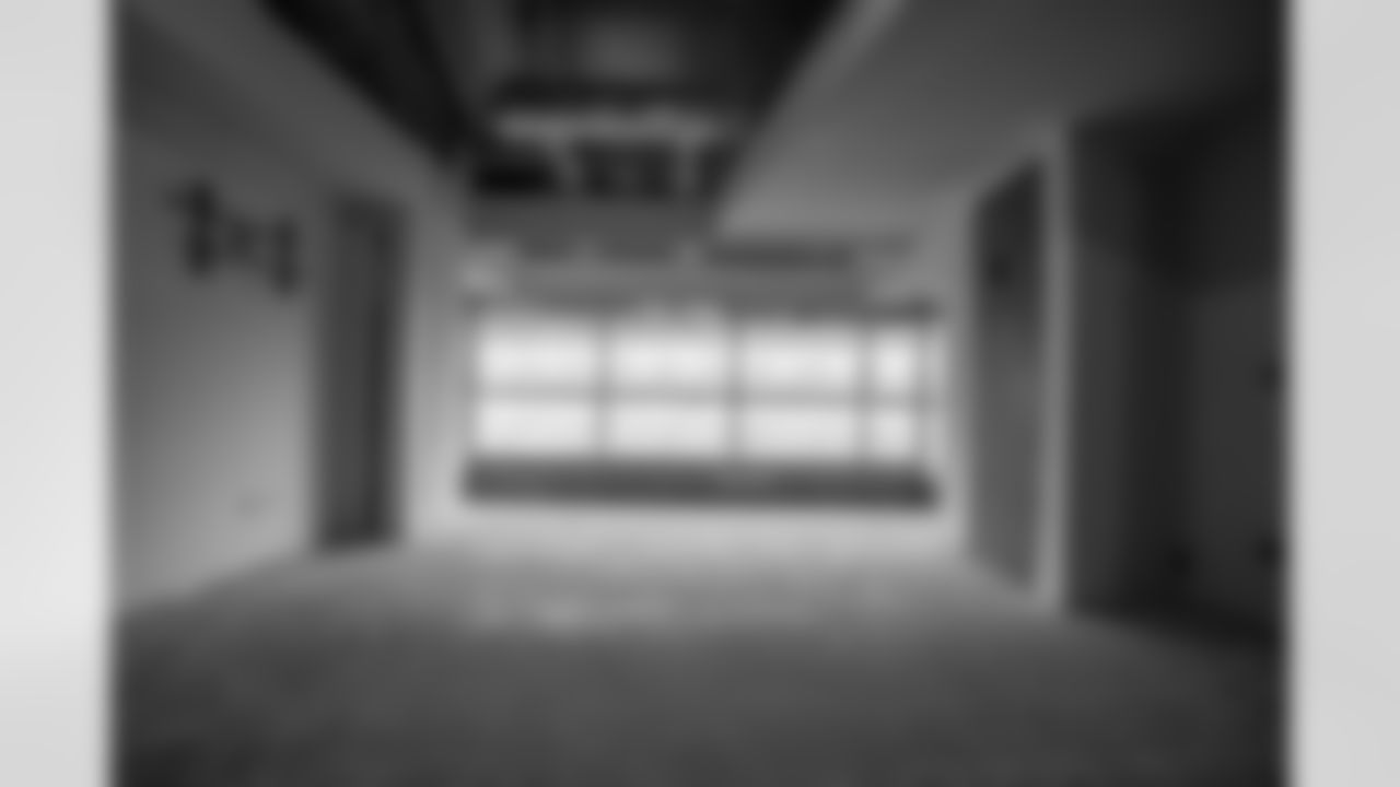 View progress of the Bengals club and premium renovations: Suite