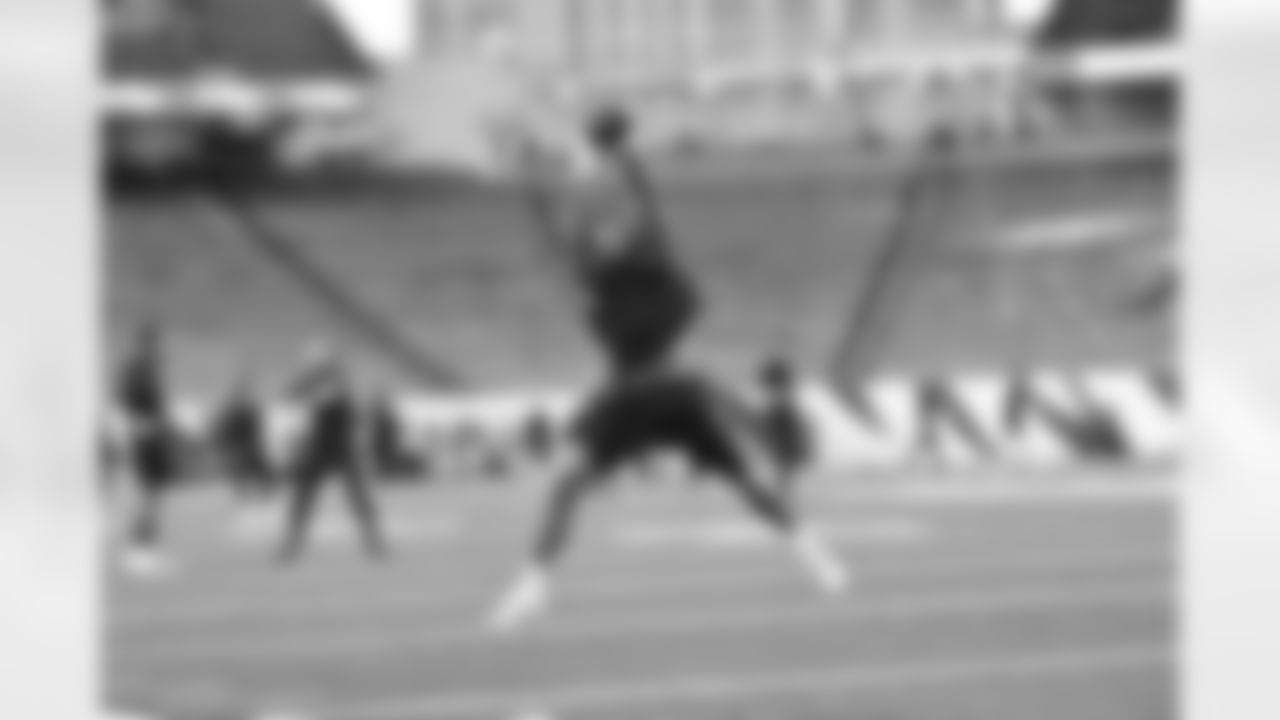 WR Mitch Tinsley warms up ahead of Thursday Night Football Week 7 against the Pittsburgh Steelers at Paycor Stadium, Thursday, Oct. 16, 2025.