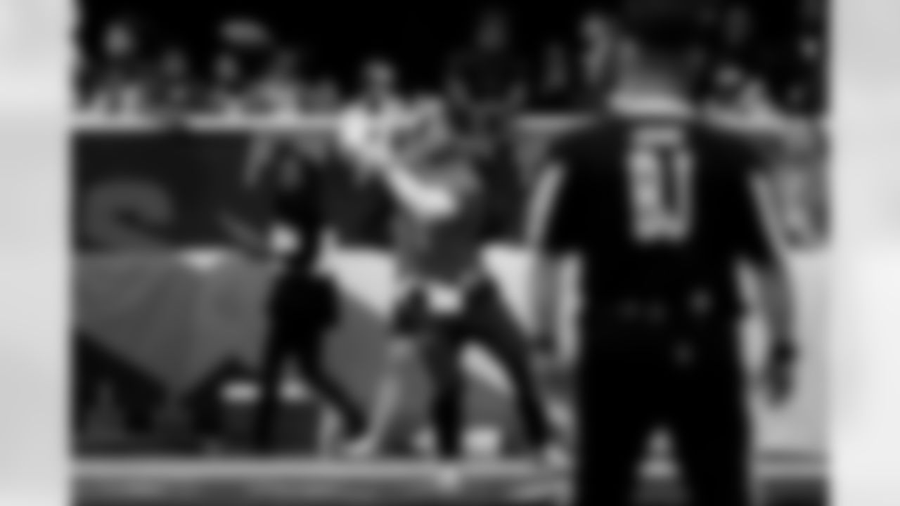 Cincinnati Bengals wide receiver Ja'Marr Chase (1) catches a pass in the end zone during the 2026 Pro Bowl Game on Tuesday, February 3, 2026 in San Francisco, California.