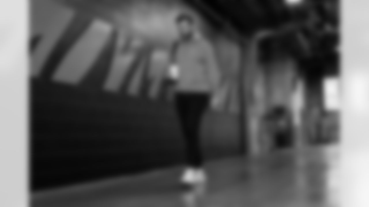 QB Joe Flacco arrives at Paycor Stadium ahead of Week 12 against the New England Patriots, Sunday, Nov. 23, 2025.