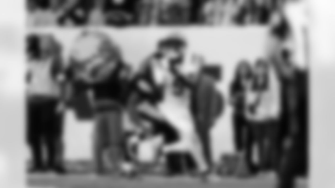 WR Tee Higgins catches a pass during Thursday Night Football during Week 7 against the Pittsburgh Steelers at Paycor Stadium, Thursday, Oct. 16, 2025.