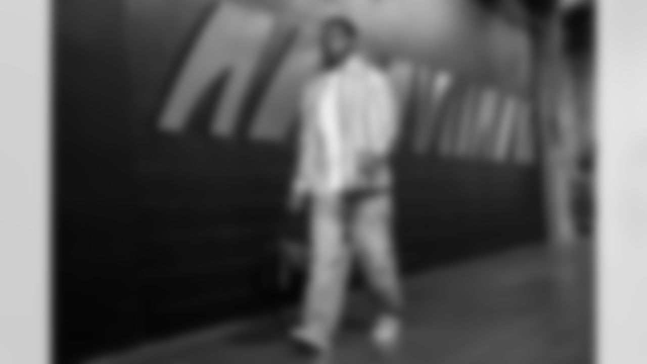 CB Jalen Davis arrives to Paycor Stadium ahead of Week 18 against the Cleveland Browns, Sunday, Jan. 4, 2026.