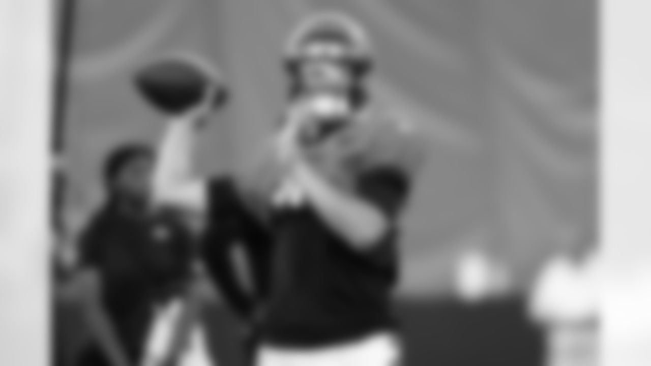 QB Desmond Ridder throws a pass during training camp at the IEL Indoor Facility, Thursday, July 31, 2025.