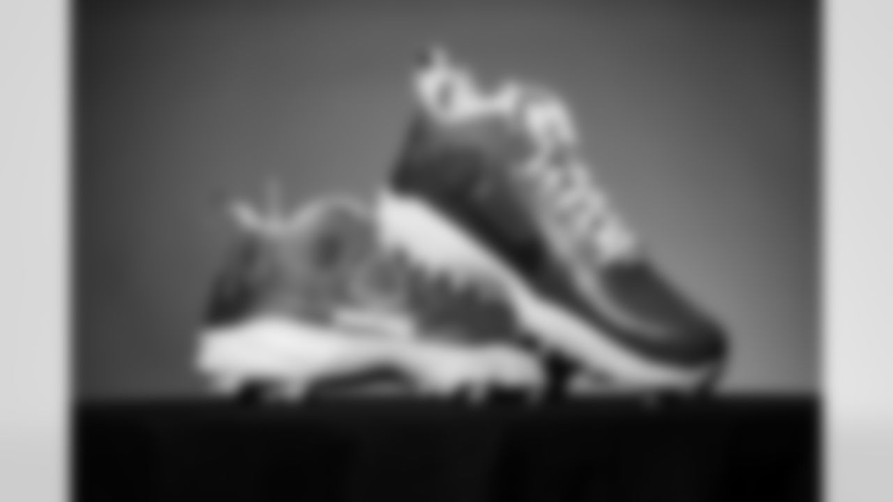 OL Cody Ford's cleats for the 2025 MyCauseMyCleats game in Week 12 2025.