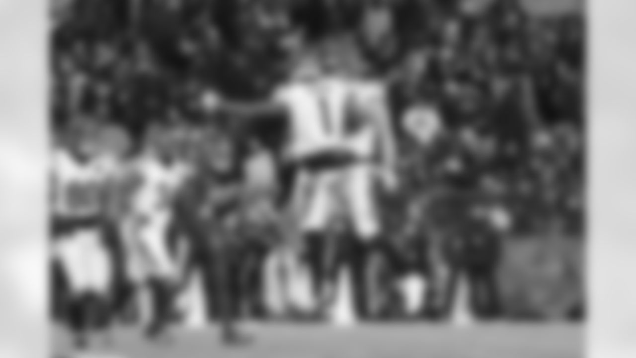 Cincinnati Bengals tight end Tanner Hudson (87) celebrates a touchdown during an NFL football game against the Cincinnati Bengals on Thursday, November 27, 2025 in Baltimore, Maryland.