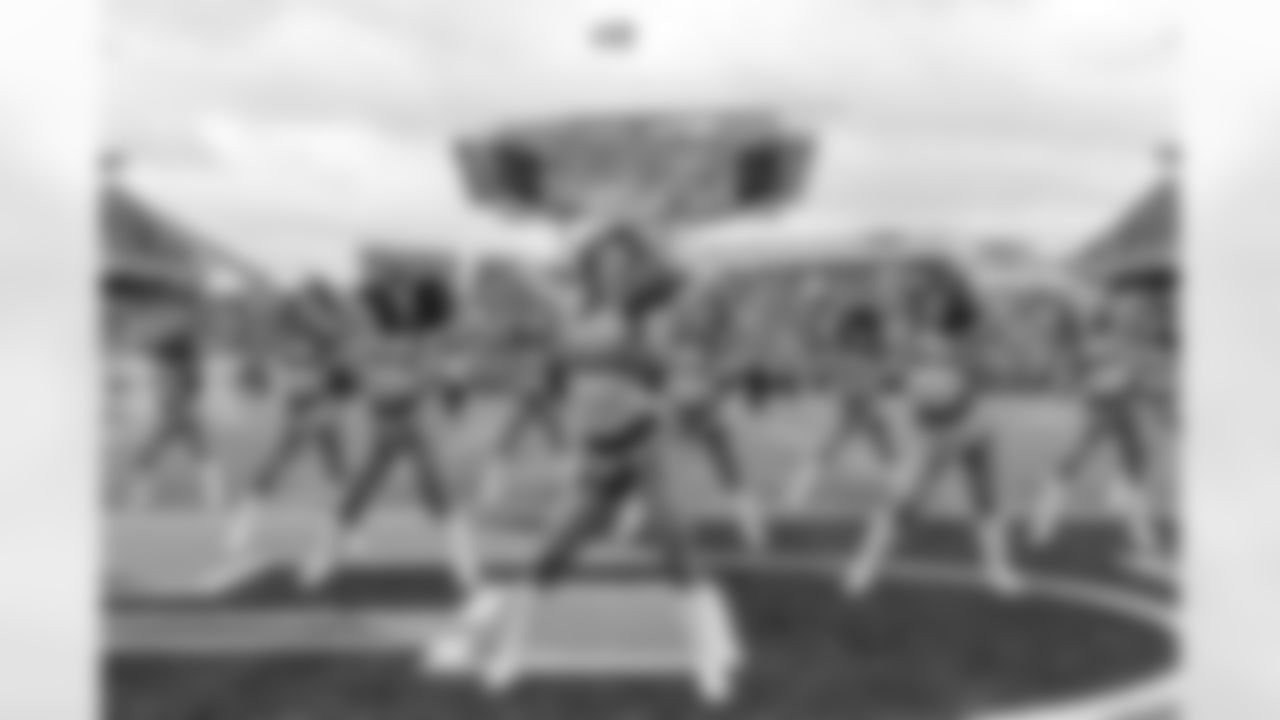 251228-132952340-DWC38063